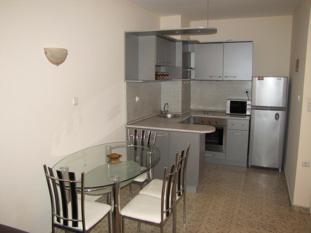 Sb Rentals Apartments In Blue Marine Complex Pantai Sunny Ruang foto